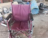 Rollstuhl lila 